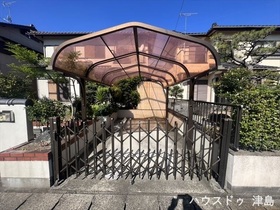 ●津島市百町字みどり台　中古一戸建て