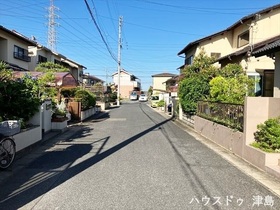 ●津島市百町字みどり台　中古一戸建て