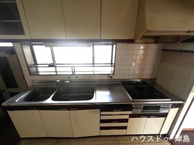 ●津島市百町字みどり台　中古一戸建て