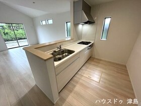CradleGarden愛西市二子町新田第2　全1棟　新築一戸建て