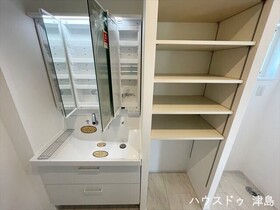 愛西市早尾町前並　全2棟　2号棟　新築一戸建て