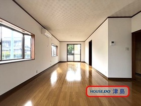 ●津島市唐臼町西島　中古一戸建て