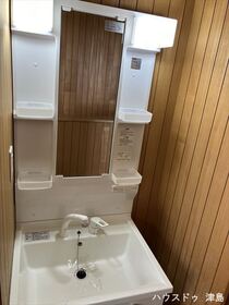 ●津島市唐臼町西島　中古一戸建て