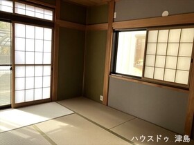 ●津島市唐臼町西島　中古一戸建て