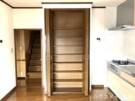 ●津島市唐臼町西島　中古一戸建て