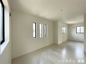 津島市蛭間町字喜多神　全1棟　新築一戸建て