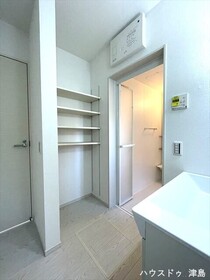 愛西市町方町1期　全1棟　新築一戸建て