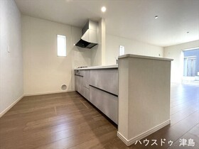 津島市常盤町4丁目　全4棟　1号棟　新築一戸建て　