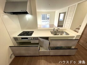 津島市常盤町4丁目　全4棟　1号棟　新築一戸建て　