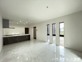 ＊タマタウン奥小　全3棟　2号棟　未入居一戸建て