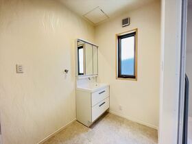 桑名市陽だまりの丘4丁目　中古一戸建て