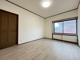 桑名市筒尾3丁目　中古一戸建て