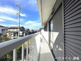 ●愛西市町方町南堤外　中古一戸建て