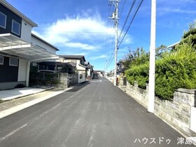 ●愛西市町方町南堤外　中古一戸建て