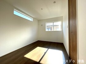 ファーストタウン愛西市渕高町上八反　全6棟　5号棟　新築一戸建て