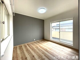 ○津島市唐臼町茨塚　中古一戸建て　