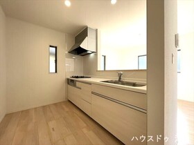 ○津島市鹿伏兎町西　全3棟　1号棟　新築一戸建て