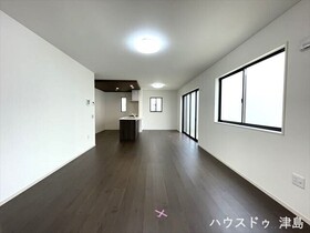 Terreches弥富市五之三1期　全6棟　2号棟　新築一戸建て