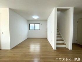 Terreches弥富市五之三1期　全6棟　4号棟　新築一戸建て