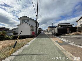 ＊一宮市起字与三ヶ巻　建築条件なし土地