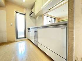 ●ローレルコート弥富東