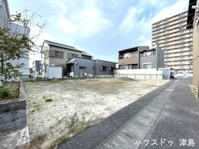 弥富市前ケ須町午新田　建築条件なし土地