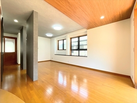 名古屋市中川区服部2丁目　中古一戸建て