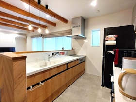 ●あま市森6丁目　中古一戸建て