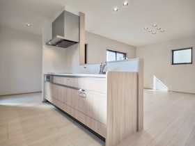 トレステージ七和小学校南　全3棟　1号地　新築一戸建て