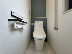 ●桑名市大字芳ケ崎字屋敷田　中古一戸建て