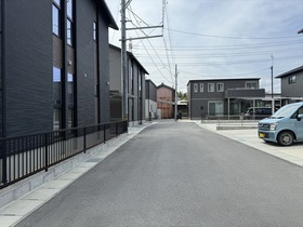 ●桑名市大字芳ケ崎字屋敷田　中古一戸建て