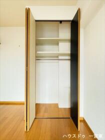 モアグレース今伊勢III