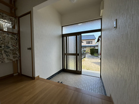 ●桑名市大字下深谷部字川崎　中古一戸建て