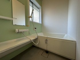 ●桑名市大字下深谷部字川崎　中古一戸建て