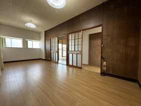 ●桑名市大字下深谷部字川崎　中古一戸建て