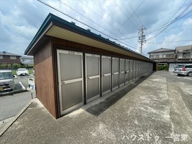 ●中島コーポラス