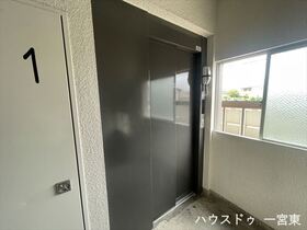●中島コーポラス