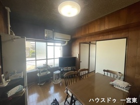 ●中島コーポラス