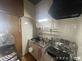 ●中島コーポラス