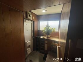 ●中島コーポラス