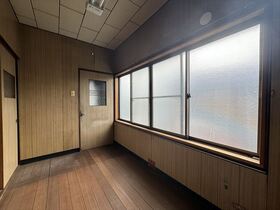 ●桑名市大字上野字松之下　中古一戸建て