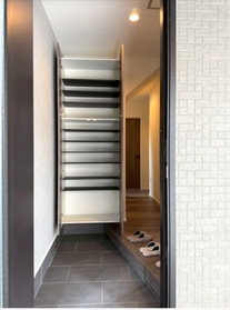 名古屋市熱田区一番１丁目　全２棟　A号棟　未入居一戸建て