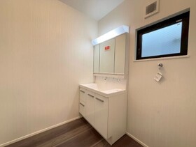 名古屋市熱田区一番１丁目　全２棟　A号棟　未入居一戸建て