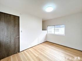 愛西市須依町北前　中古一戸建て