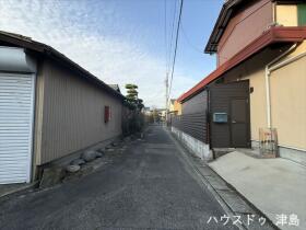 ●津島市高台寺町字北浦　建築条件なし土地