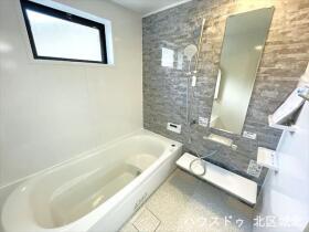 名古屋市北区鳩岡2丁目　中古一戸建て