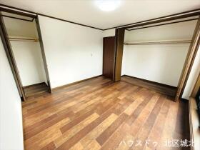 名古屋市北区鳩岡2丁目　中古一戸建て