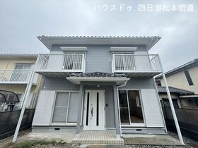 四日市市追分2丁目　中古一戸建て
