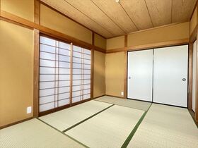 四日市市西松本町　中古一戸建て