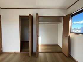 四日市市日永西4丁目　中古一戸建て